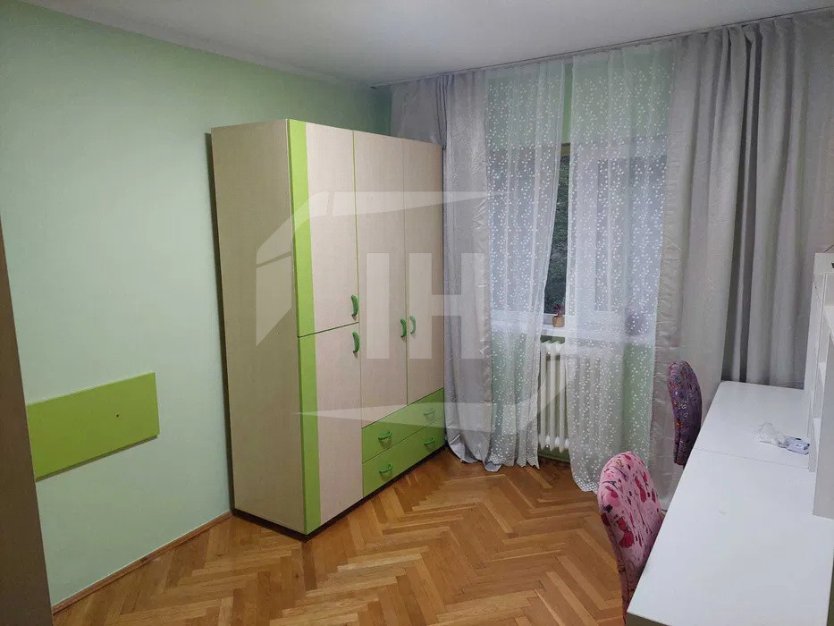 Apartament 3 camere, 2 bai, decomandat, cu parcare, Zorilor, UMF