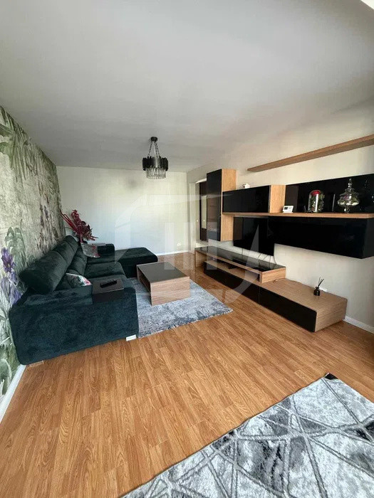 Apartament 3 camere, renovat, etaj 1 in zona The Office!