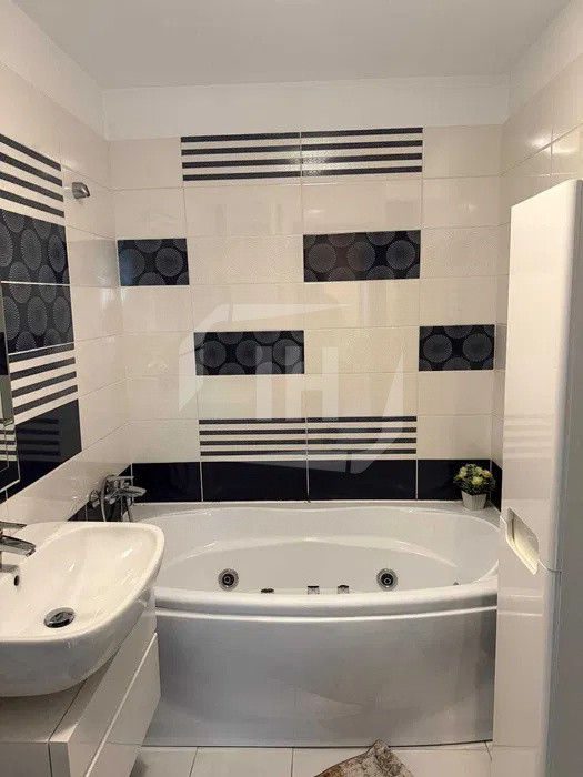Apartament 3 camere, renovat, etaj 1 in zona The Office!