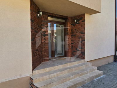 Duplex 5 camere, finisat si mobilat modern, la cheie