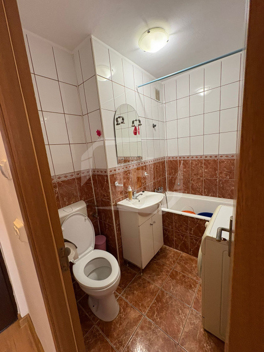 Garsoniera confort 1, recent renovata, aer conditionat, zona Parang