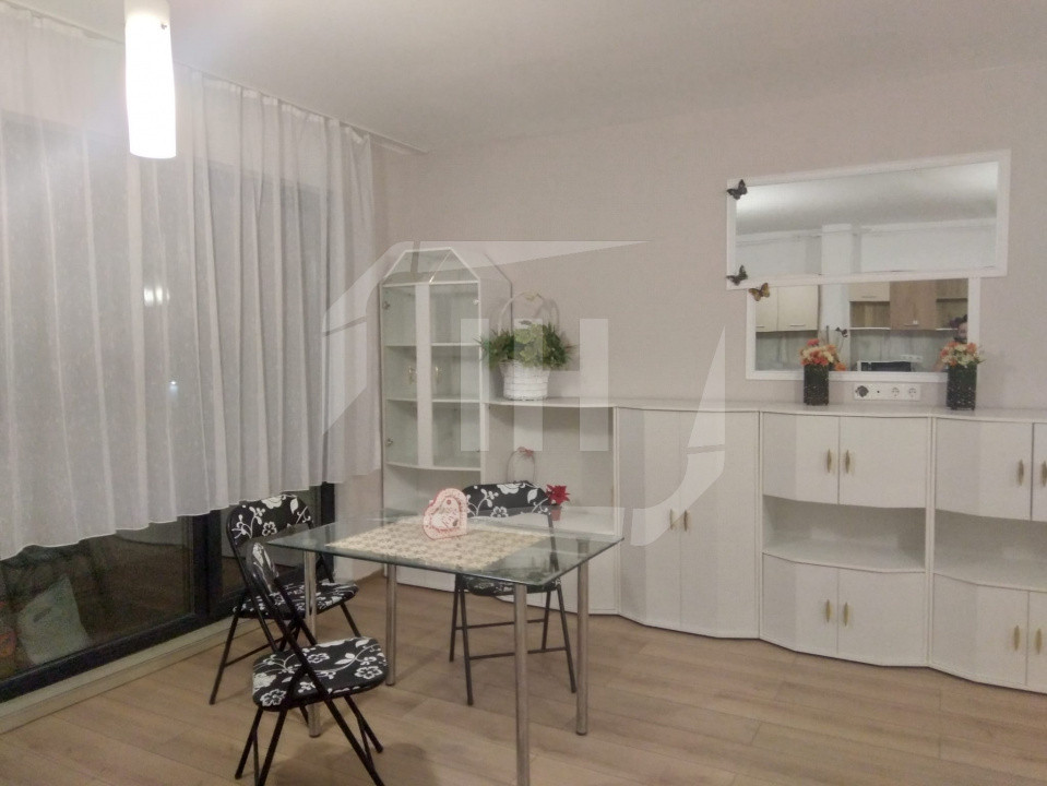 Apartament 2 camere, bloc nou, cu parcare, Floresti, zona Eroilor
