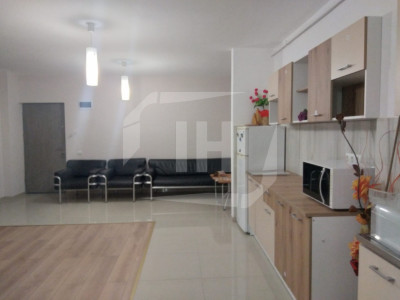 Apartament 2 camere, bloc nou, cu parcare, Floresti, zona Eroilor
