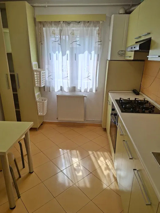 Apartament 3 camere, 2 bai, decomandat, Zorilor