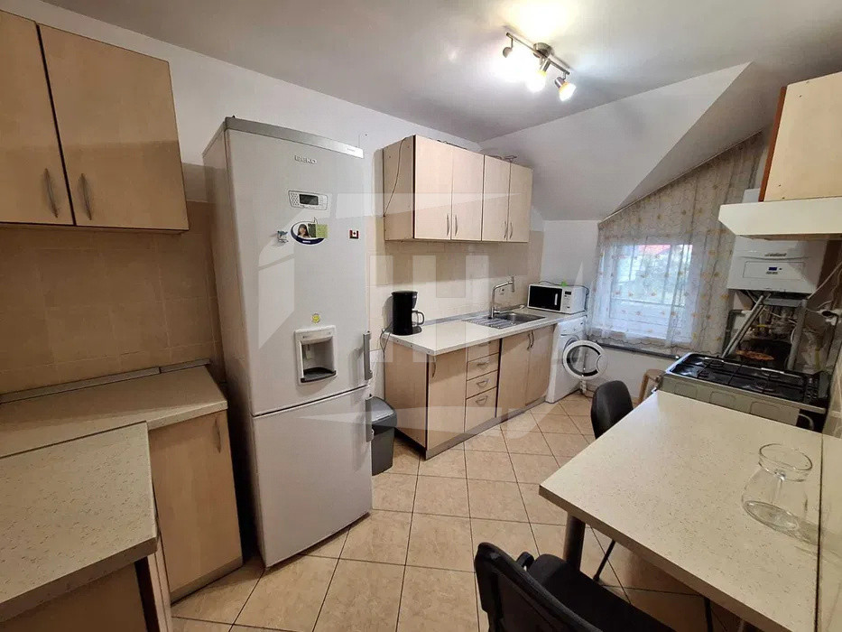 Apartament 3 camere, semidecomandat, cu parcare, Manastur zona Campului