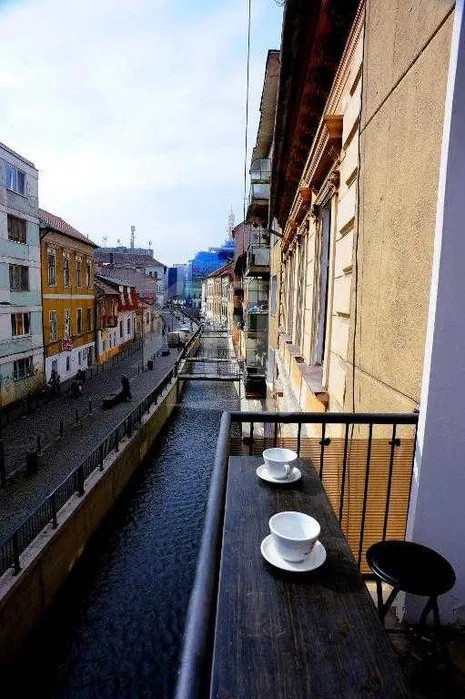 Apartament 2 camere, semidecomandat, Centru, Mihai Viteazul