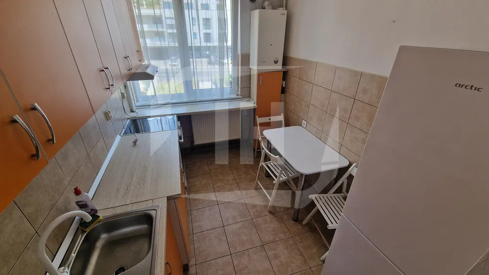 Apartament 3 camere, decomandat, Grigorescu, zona Piata 14 Iulie