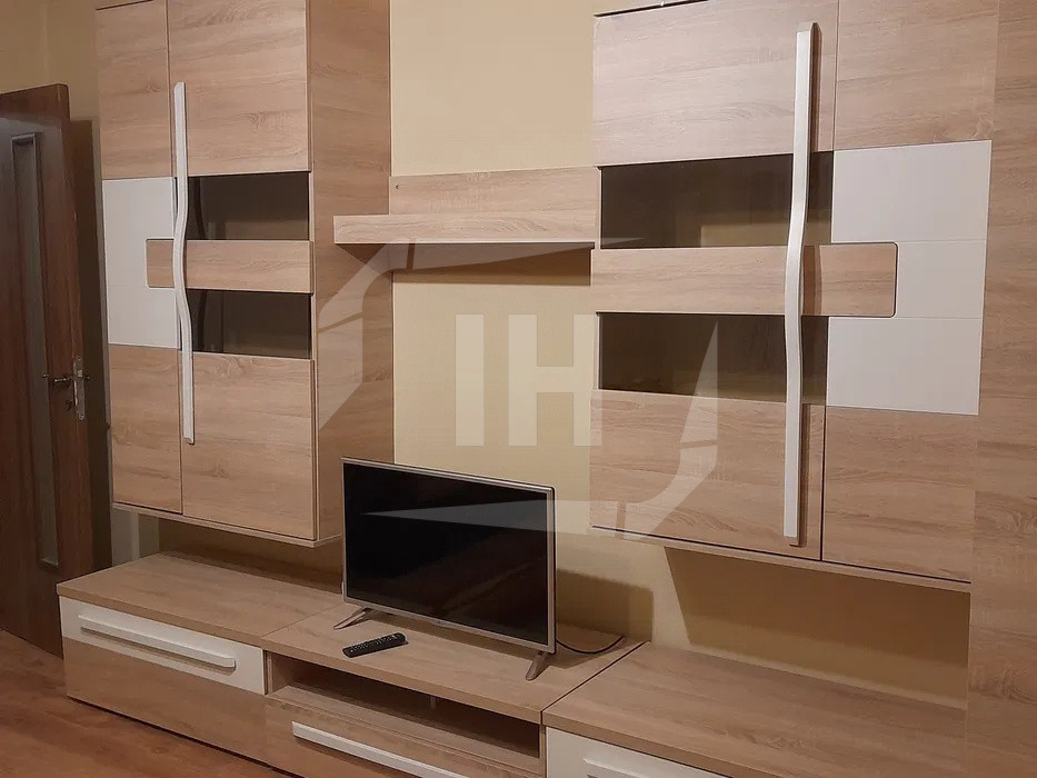 Apartament 2 camere, semidecomandat, zona Hasdeu, UMF