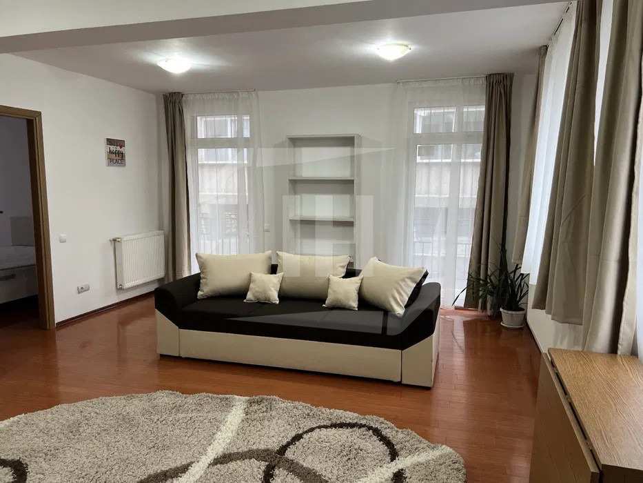 Apartament 2 camere, decomandat, parcare, cartier Zorilor