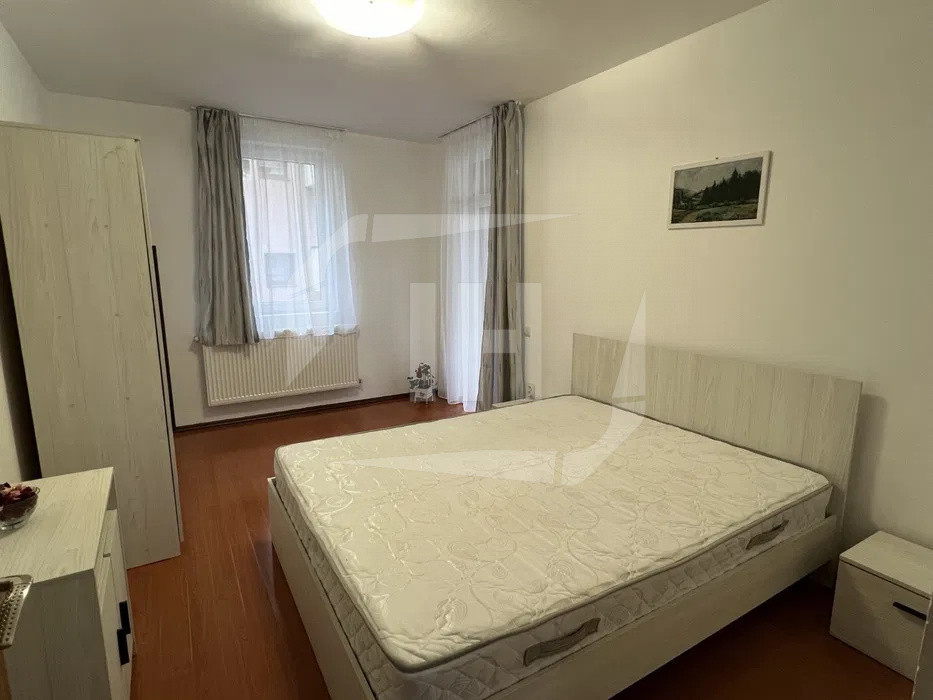 Apartament 2 camere, decomandat, parcare, cartier Zorilor