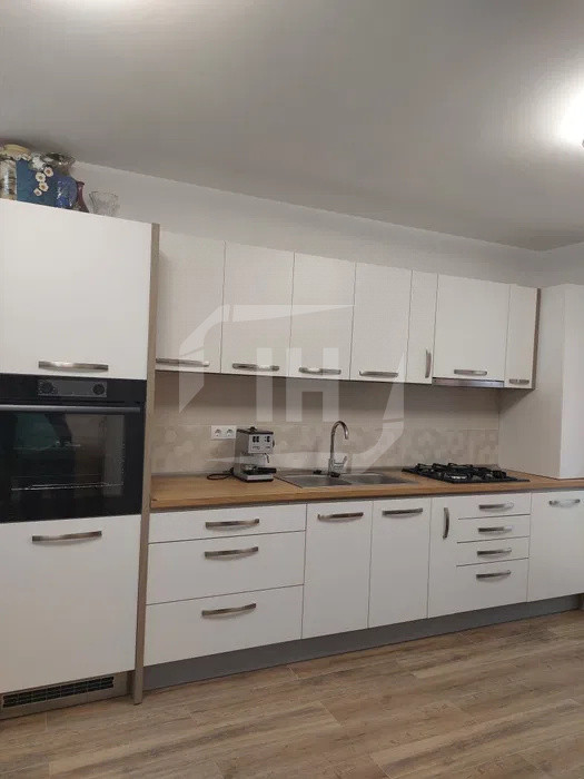 Apartament 2 camere, bloc nou, parcare, intermediar, zona Apahida