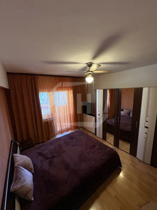 Apartament 3 camere, 2 bai, etaj intermediar, la cheie!