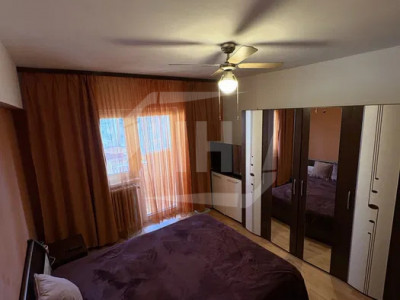 Apartament 3 camere, 2 bai, etaj intermediar, la cheie!