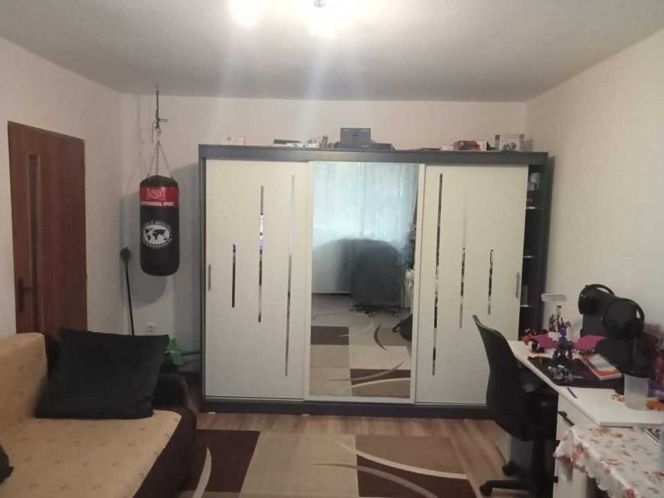Apartament 2 camere decomandat, cartier Manastur