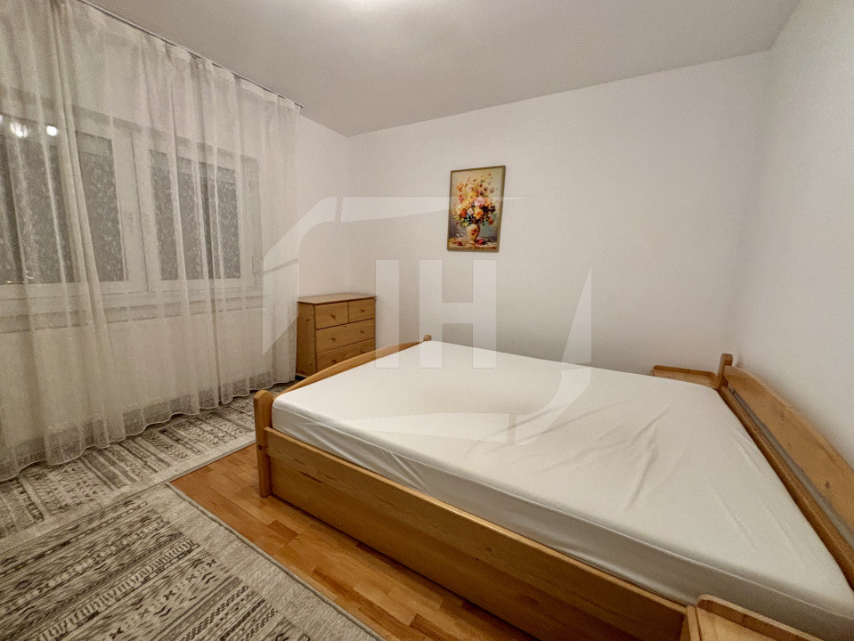 Apartament de inchiriat 2 camere, parcare, zona Plopilor
