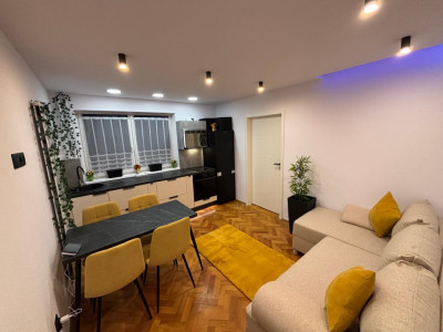 Apartament 3 camere la cheie, zona Bld Primaverii
