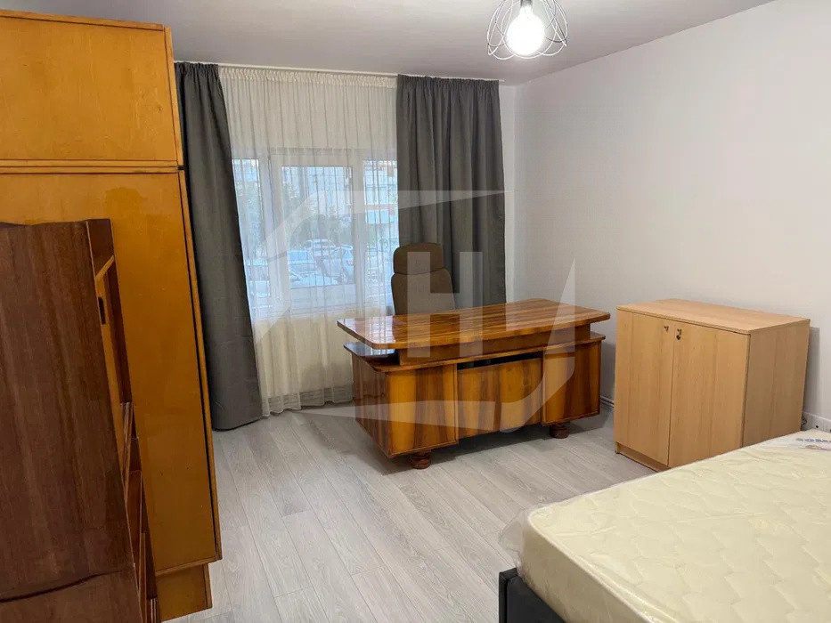 Apartament 3 camere, decomandat, cartier Zorilor