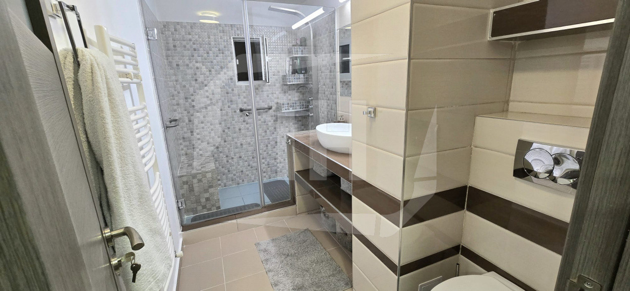 Apartament 4 camere, 91 mp, renovat, garaj, intr-o zona verde si linistita