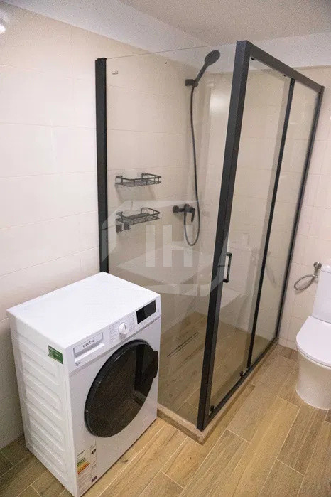 Apartament 2 camere, 76mp, decomandat, cu parcare, Anton Pann