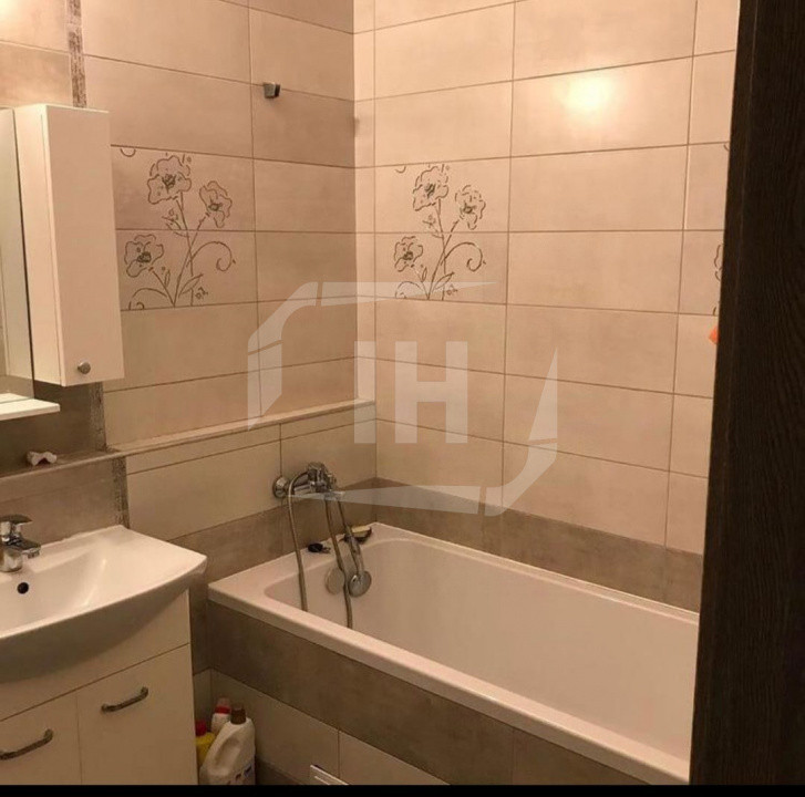 Apartament 3 camere, 2 bai, 2 balcoane, parcare subterana, in zona Iulius/FSEGA