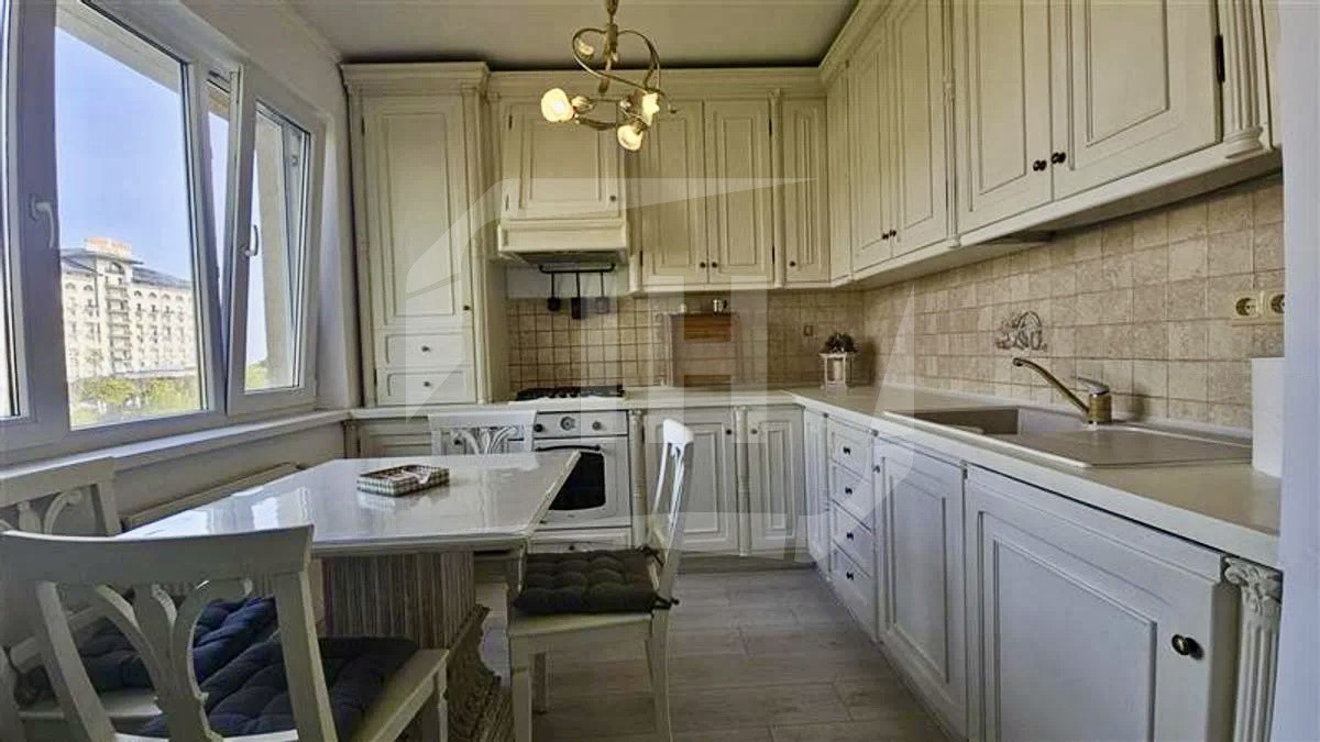 Apartament 2 camere, pe 2 niveluri, 72mp, Buna Ziua zona Grand Hotel Italia