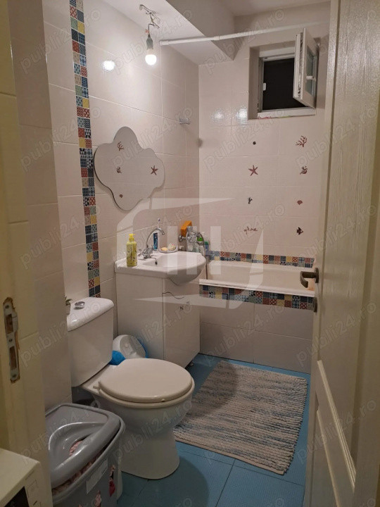 Apartament 3 camere, decomandat, zona Iullius Mall