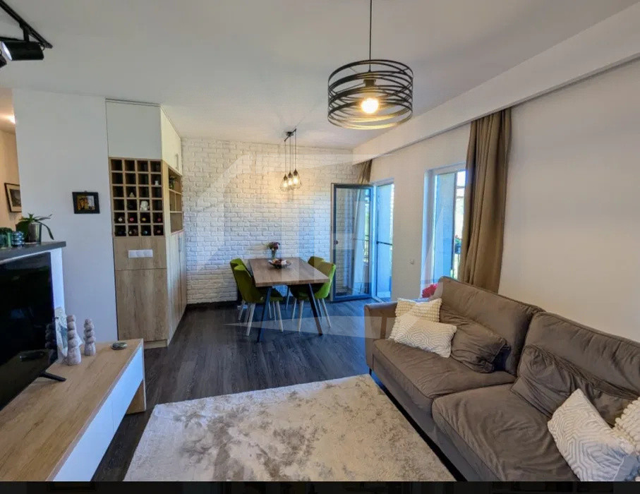 Apartament 2 camere, 56 mp, decomandat, in imobil tip vila in Borhanci