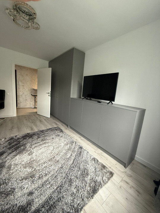 Apartament 2 camere la cheie, zona Platinia