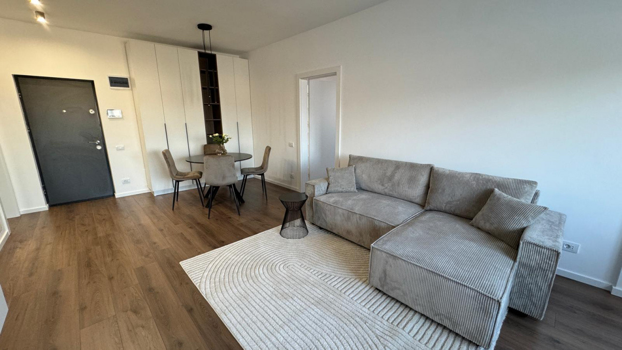 Apartament 3 camere modern, parcare, zona Vivo