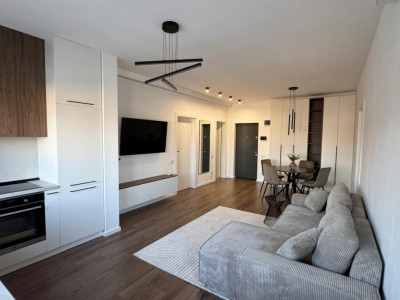 Apartament 3 camere modern, parcare, zona Vivo