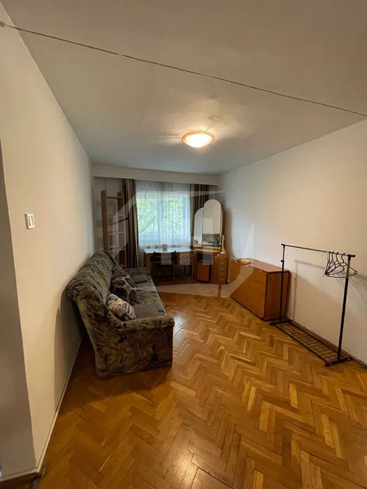 Apartament 4 camere, decomandat, cartier Gheorgheni