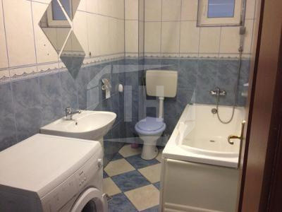 Apartament 2 camere, decomandat, 2 parcari, zona Liviu Rebreanu