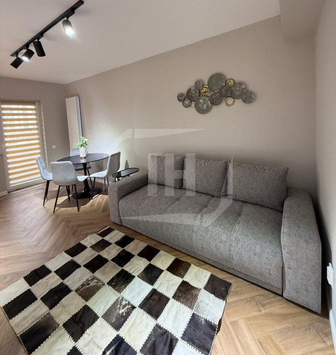Apartament ultrafinisat cu 3 camere, zona Urusagului