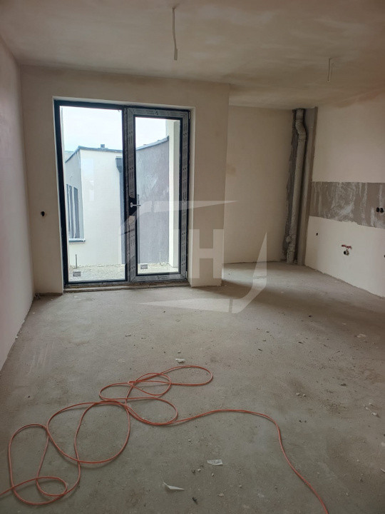 Apartament 3 camere, zona Pod Ira