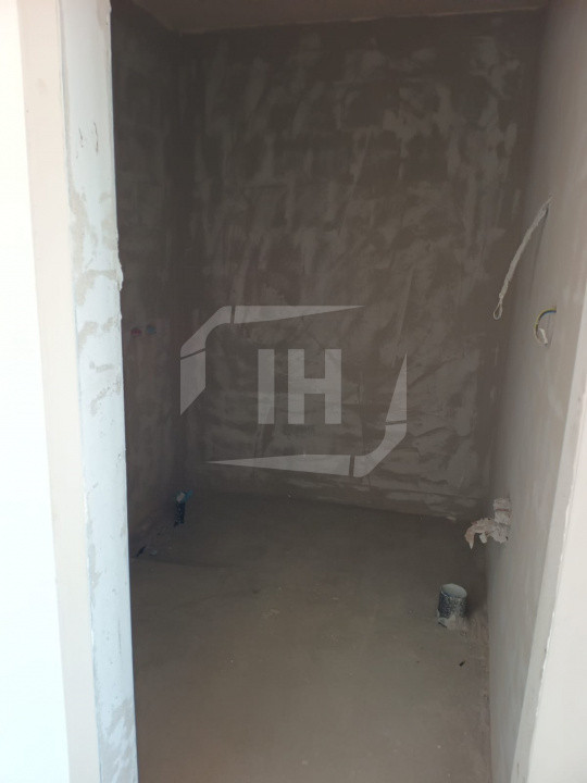 Apartament 3 camere, zona Pod Ira