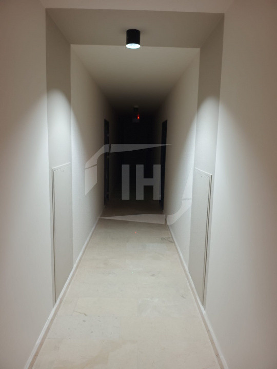 Apartament 2 camere, intermediar,  bloc premium