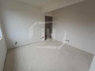 Apartament 2 camere, intermediar,  bloc premium