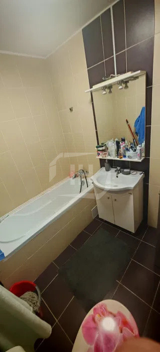 Apartament 2 camere, terasa 25 mp utili, cartier Marasti