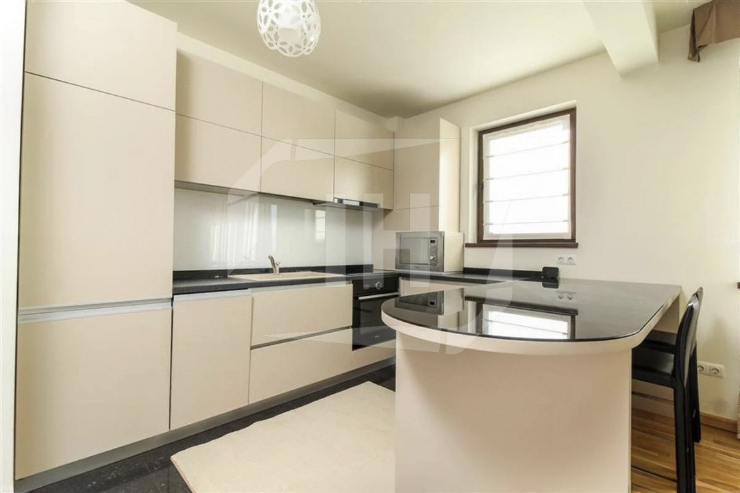 Apartament 2 camere cu parcare si gradina de 110mp I Zorilor I Calea Turzii 