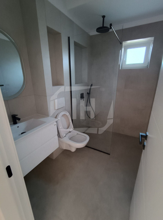 Apartament 3 camere, finisat lux, parcare subterana, constructie finalizata