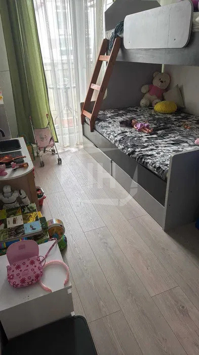 Apartament 3 camere, 2 bai, parcare in bloc nou!