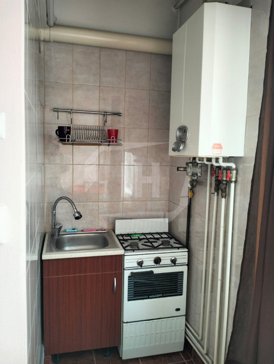 Apartament 1 camera, intermediar, zona Horea