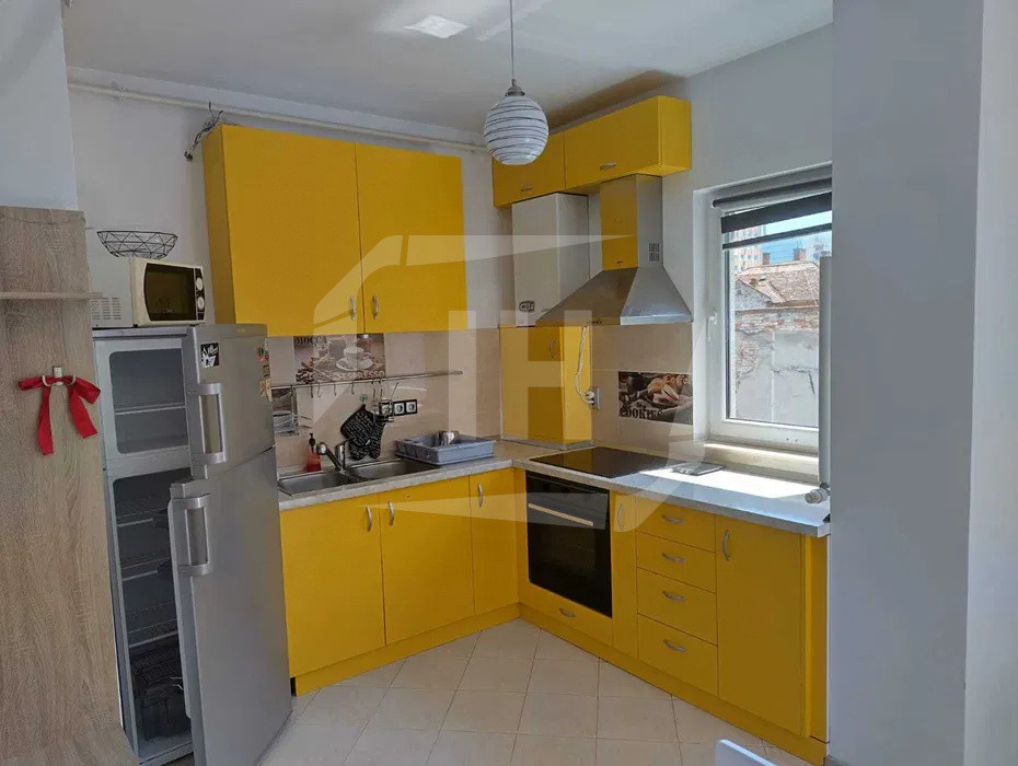 Apartament cu 3 camere I cu parcare I Centru I Piata Mihai Viteazul