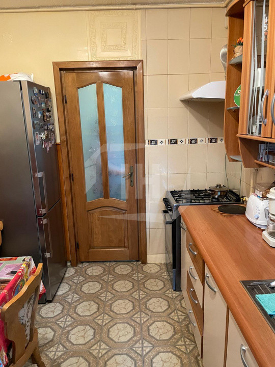 Apartament 3 camere, etaj intermediar in Gheorgheni