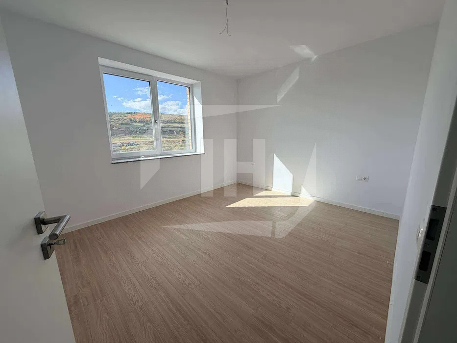 Apartament cu 2 camere si parcare in bloc 2025