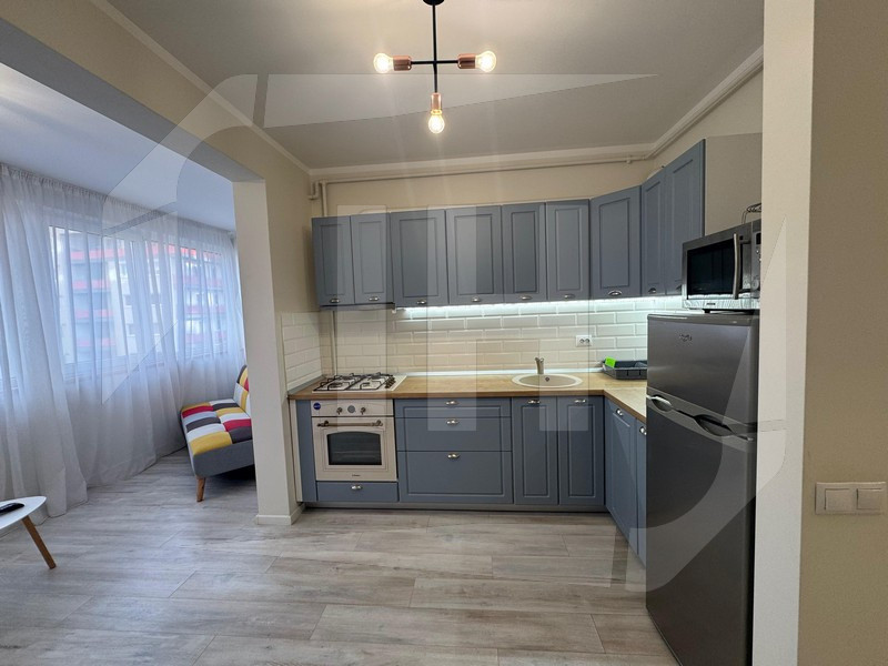 Apartament 2 camere, etaj intermediar, Vivo