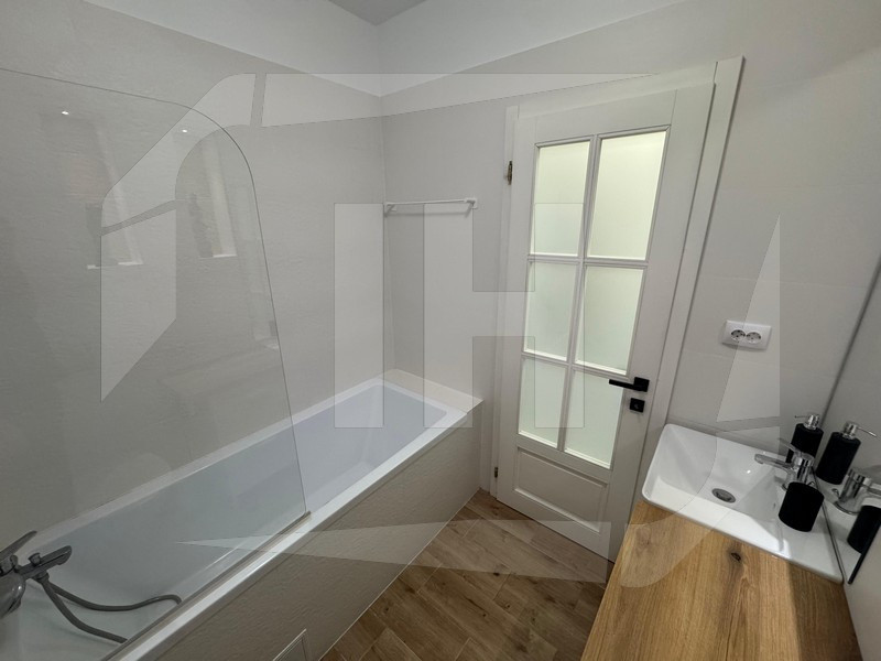 Apartament 2 camere, etaj intermediar, Vivo