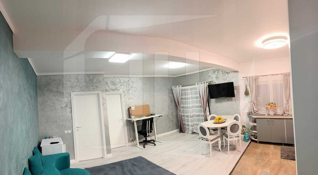 Apartament 2 camere, parcare, gradina, zona Vivo