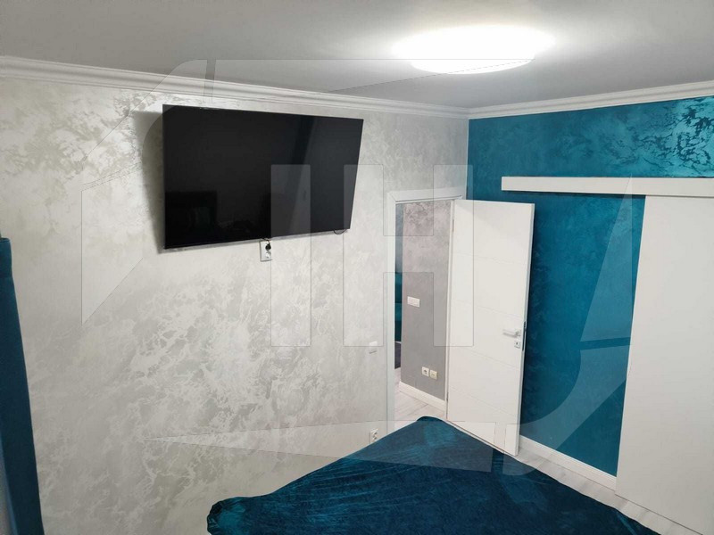 Apartament 2 camere, parcare, gradina, zona Vivo