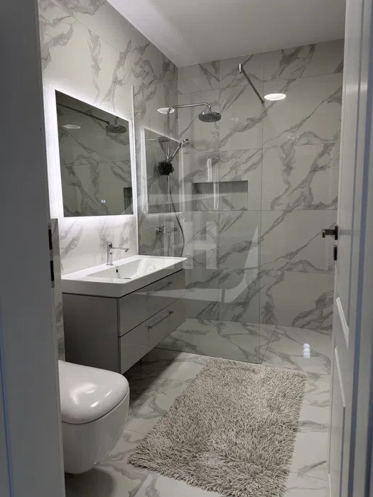 Apartament de inchiriat 2 camere, zona VIVO MALL